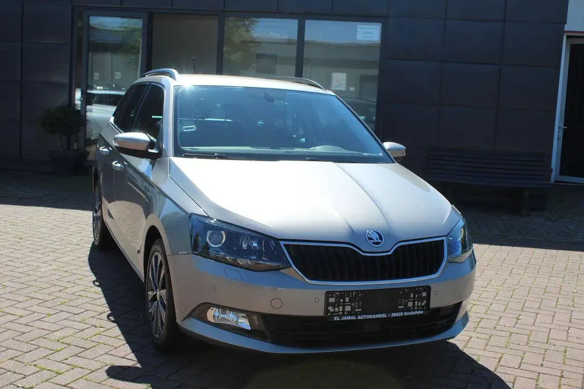 Gebraucht Skoda Fabia Drive 90 PS (66 kW) 2017 Beige Kombi