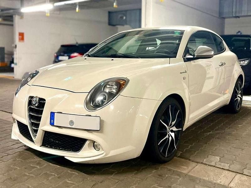 Weiß Gebraucht 2014 Alfa Romeo MiTo Turismo Kleinwagen | 4.200 € (Superpreis) - Bild 1/4