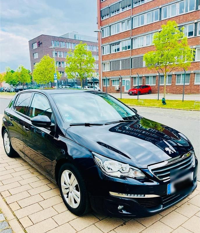 Gebraucht Peugeot 308 120 PS (88 kW) 2015 Blau Limousine