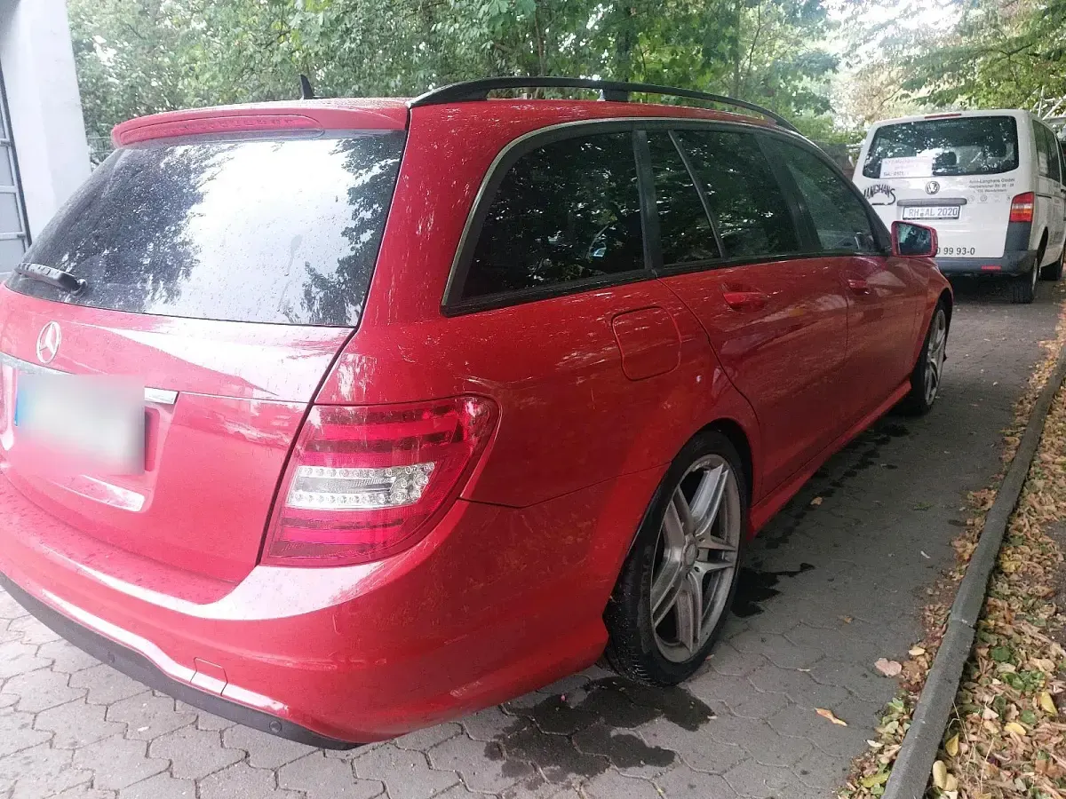 Gebraucht Mercedes C220 AMG 136 PS (100 kW) 2012 Andere farben Limousine
