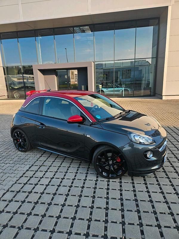 Grau Gebraucht 2018 Opel Adam S Kleinwagen | 10.999 € (Guter Preis) - Bild 1/4