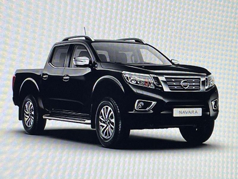 Schwarz Gebraucht 2018 Nissan Navara Tekna Abholung | 24.850 € (Fairer Preis) - Bild 1/2