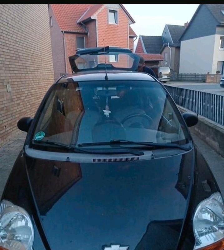 Schwarz Gebraucht 2010 Chevrolet Matiz Kleinwagen | 1.250 € - Bild 1/4