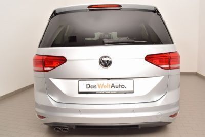 Gebraucht VW Touran Highline 150 PS (110 kW) 2018 Silber metallic Van / Kleinbus
