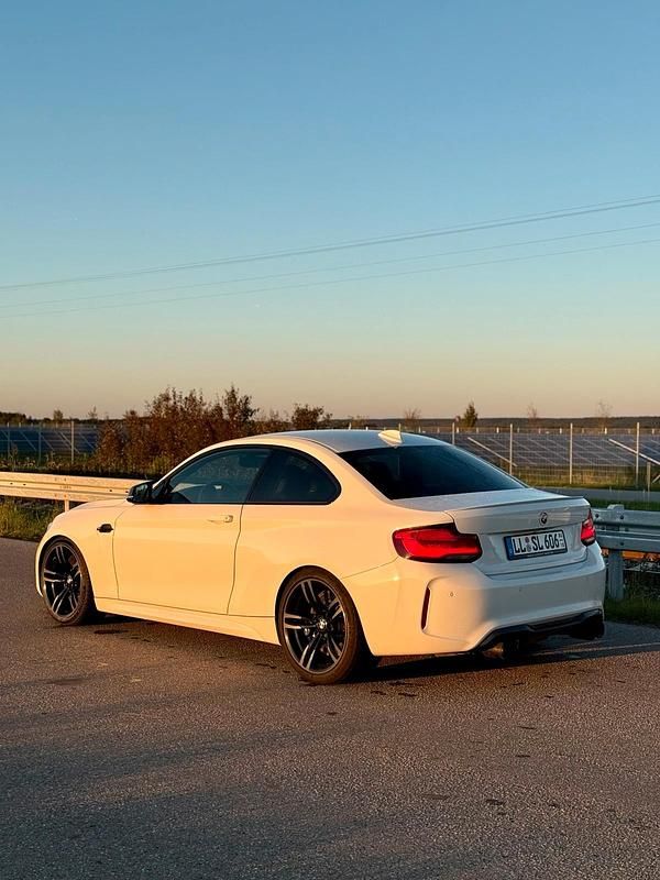 Weiß Gebraucht 2018 BMW M2 M Performance Coupé | 40.000 € (Guter Preis) - Bild 1/4