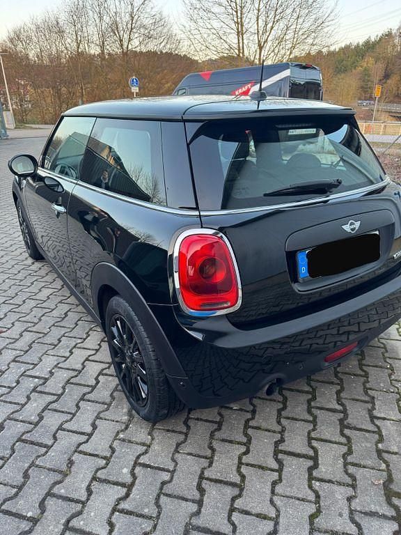 Gebraucht Mini ONE 102 PS (75 kW) 2015 Schwarz Kleinwagen
