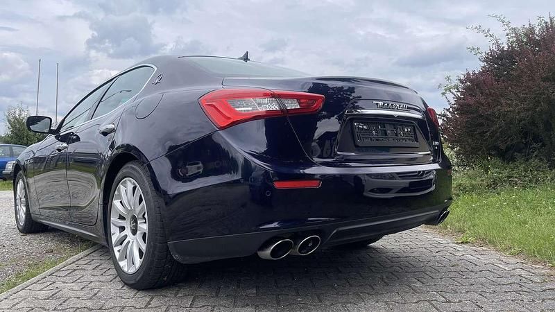 Gebraucht Maserati Ghibli 275 PS (202 kW) 2014 Blau Coupé
