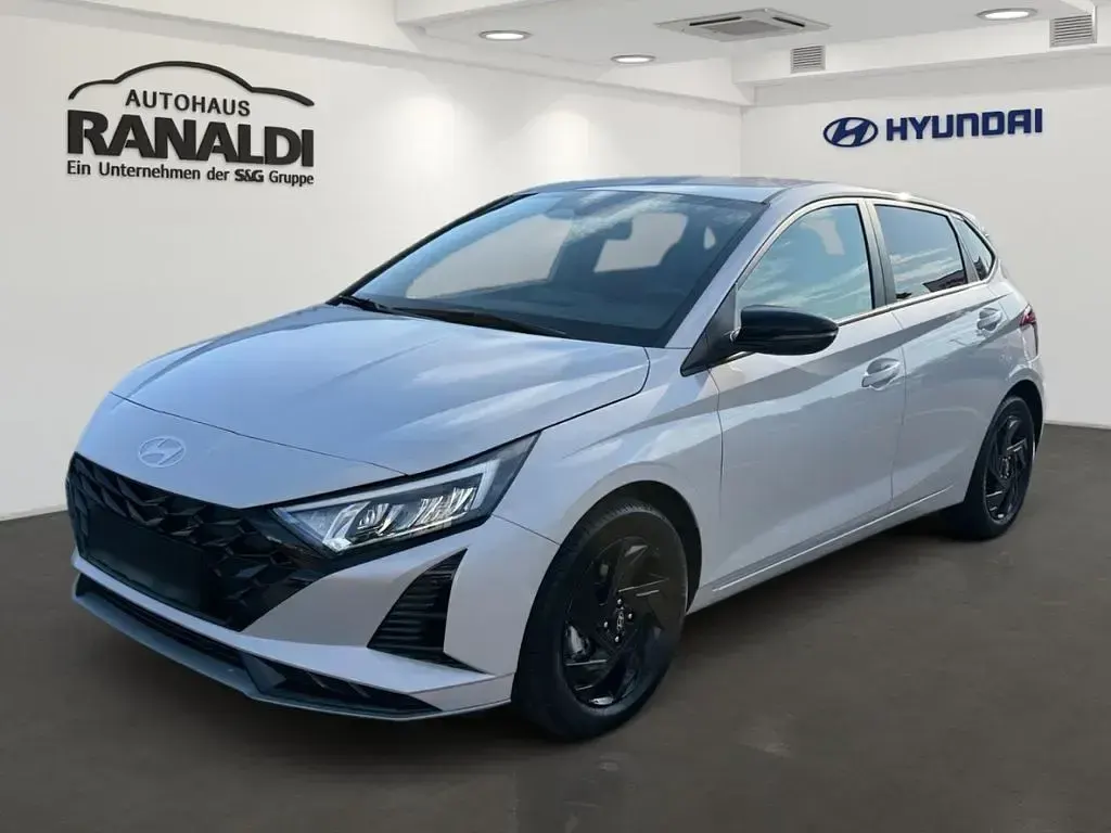 Gebraucht Hyundai i20 Blackline 90 PS (66 kW) 2026 Kleinwagen