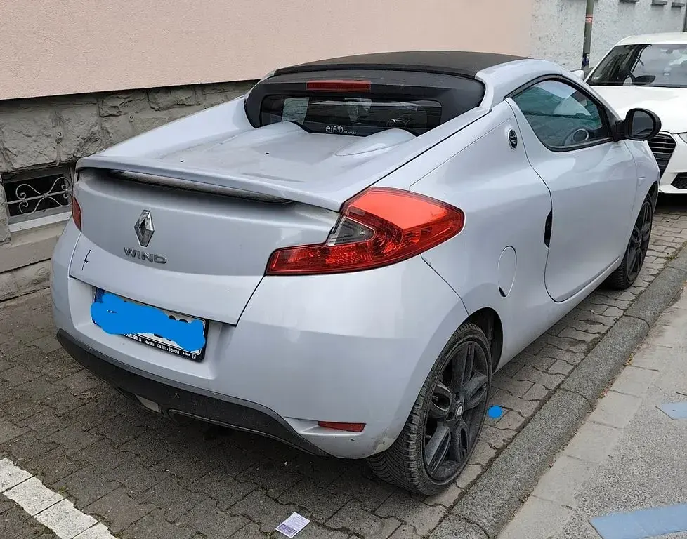 Gebraucht Renault Wind Dynamique 102 PS (75 kW) 2011 Grau Cabrio