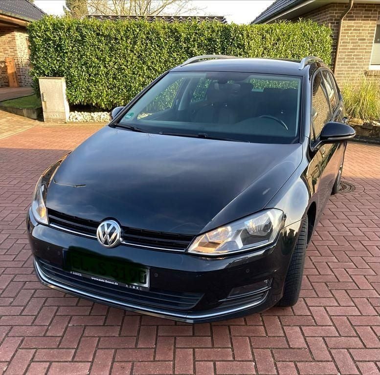 Schwarz Gebraucht 2016 VW Golf VII Allstar Kombi | 6.700 € (Teuer) - Bild 1/4