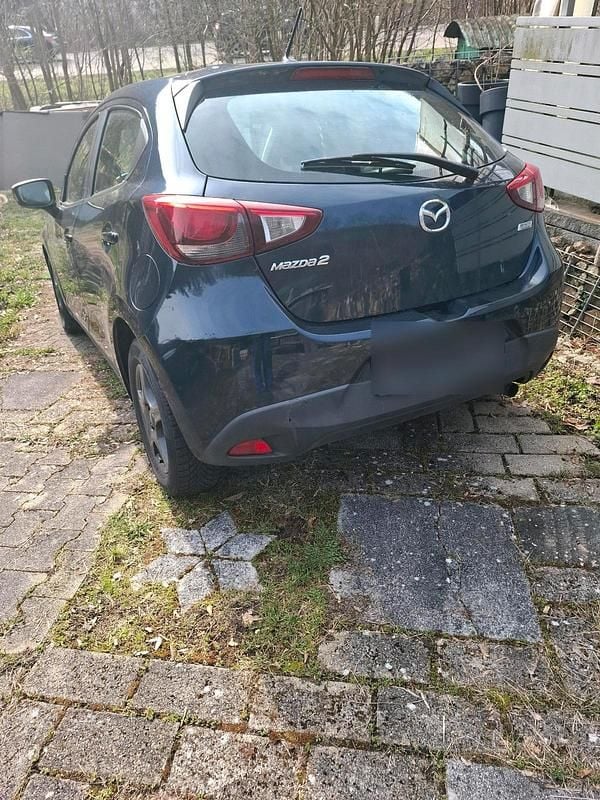 Gebraucht Mazda 2 90 PS (66 kW) 2016 Blau Kleinwagen