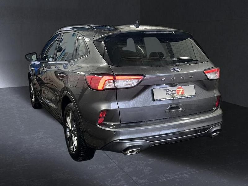 Gebraucht Ford Kuga ST-Line 150 PS (110 kW) 2023 Magneticgrau (metallic) SUV