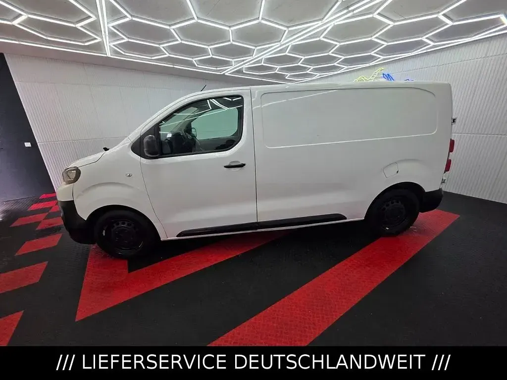 Gebraucht Peugeot Expert 102 PS (75 kW) 2021 Weiß Van