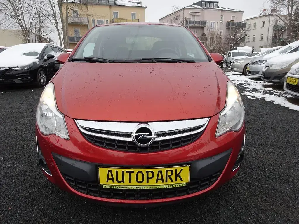 Usado Opel Corsa Satellite 87 HP (63 kW) 2011 Laranja Citadino