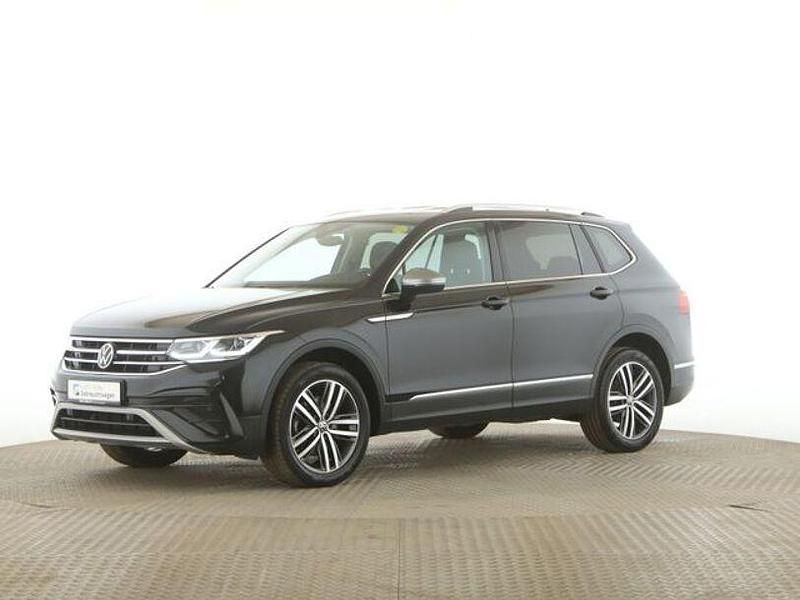 Gebraucht VW Tiguan Allspace Elegance 200 PS (147 kW) 2022 Deep black perleffekt SUV