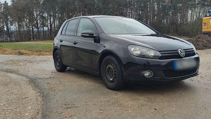 Gebraucht VW Golf VI 86 PS (63 kW) 2012 Schwarz Kleinwagen