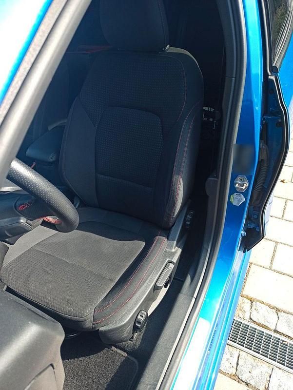 Gebraucht Ford Focus ST-Line 125 PS (91 kW) 2018 Blau Limousine