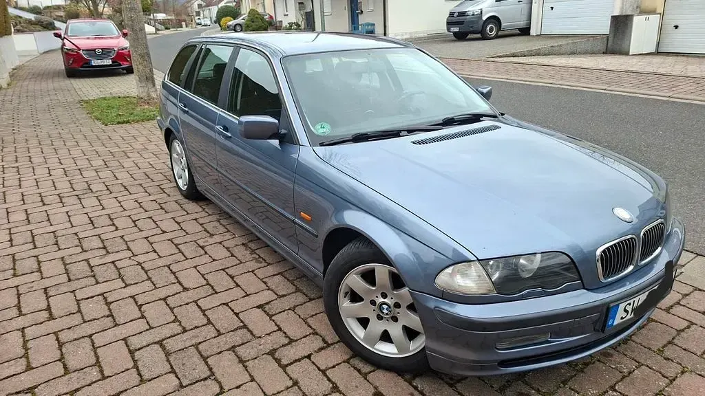 Occasion BMW 320 Performance 150 ch (110 kW) 2000 Bleue Break