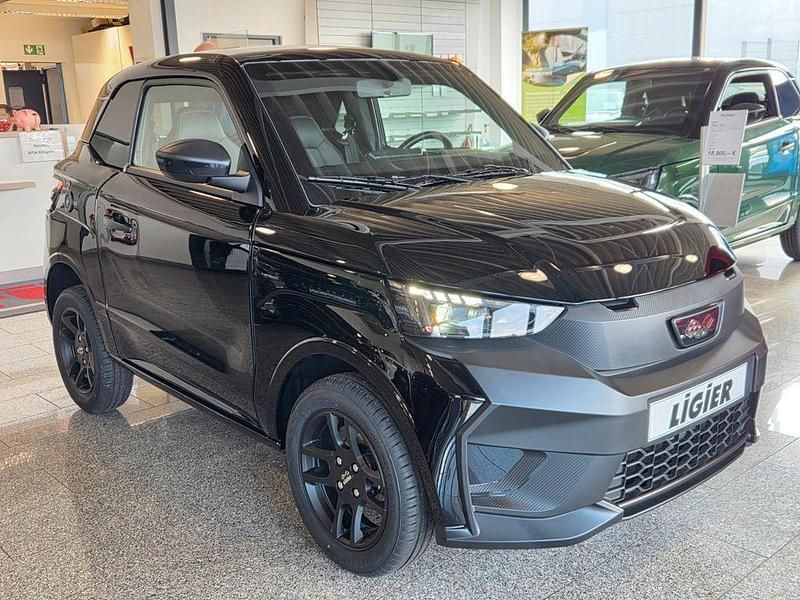 Neu Ligier JS50 2026 Schwarz Kleinwagen