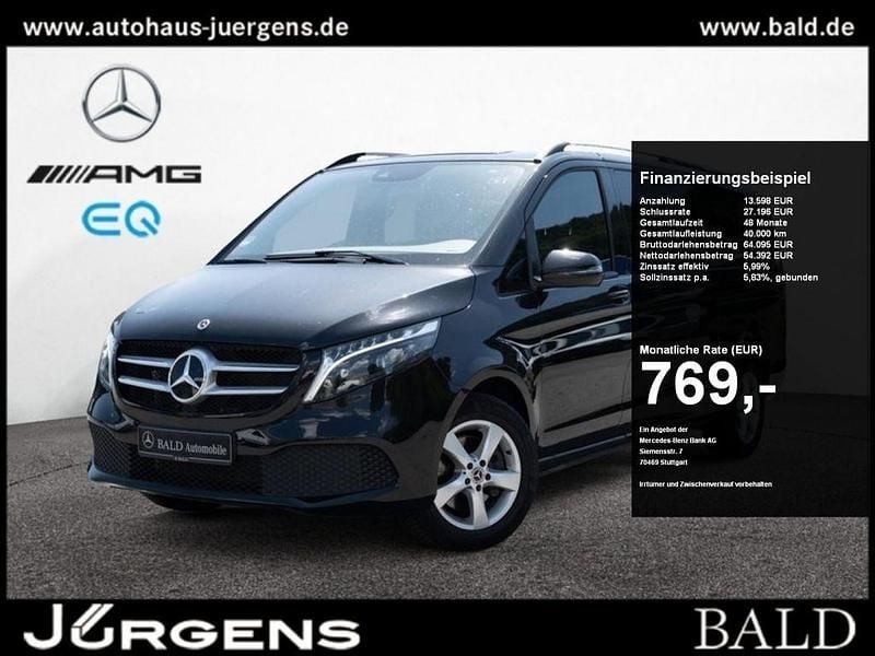 Schwarz obsidianschwarz metallic Gebraucht 2025 Mercedes V300 Avantgarde Van / Kleinbus | 67.990 € (Fairer Preis) - Bild 1/4