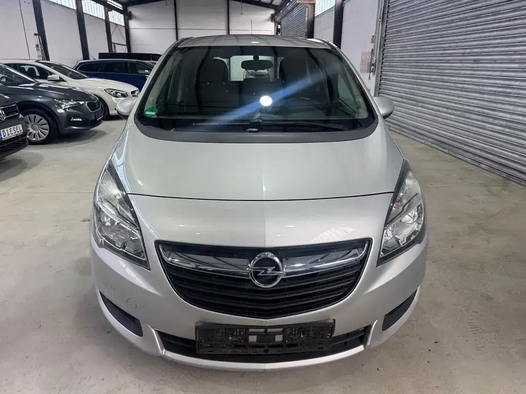 Gebraucht Opel Meriva Edition 101 PS (74 kW) 2015 Silber Van / Kleinbus