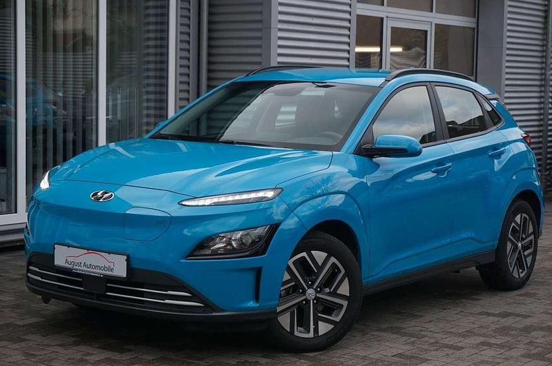 Blau Gebraucht 2023 Hyundai Kona Select SUV | 17.770 € (Guter Preis) - Bild 1/3