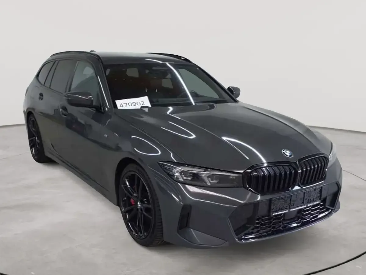 Gebraucht BMW 330 M Sport 286 PS (210 kW) 2023 Kombi