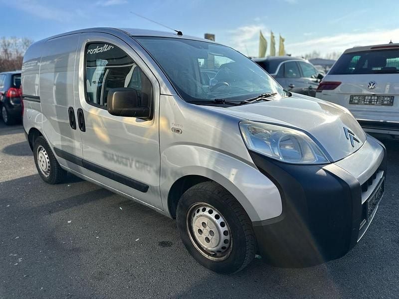 Grau Gebraucht 2008 Citroën Nemo Van / Kleinbus | 2.800 € (Fairer Preis) - Bild 1/4