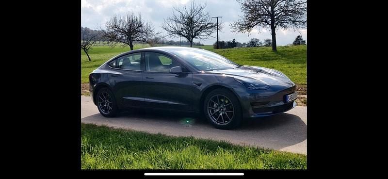 Gebraucht Tesla Model 3 208 kW (283 PS) 2022 Grau Limousine