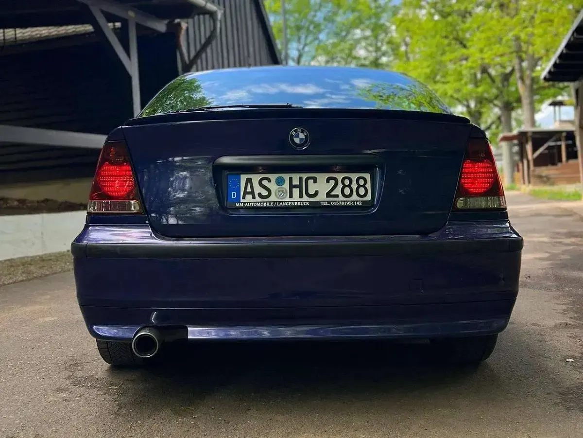 Gebraucht BMW 318 143 PS (105 kW) 2003 Blau Coupé
