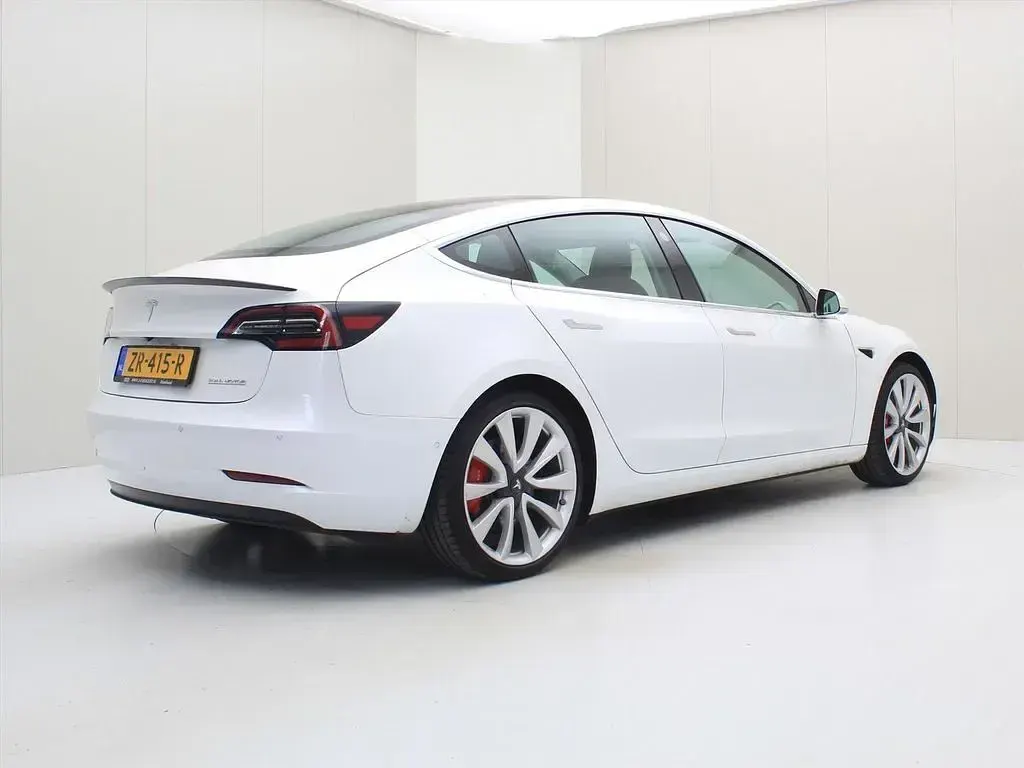 Usado Tesla Model 3 Performance 258 kW (351 HP) 2019 Branco Sedan