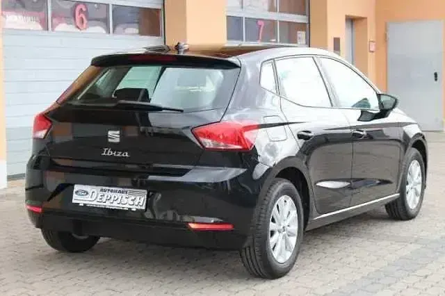 Gebraucht Seat Ibiza Style 80 PS (58 kW) 2024 Mitternachtsschwarzmetallic (metallic) Kleinwagen