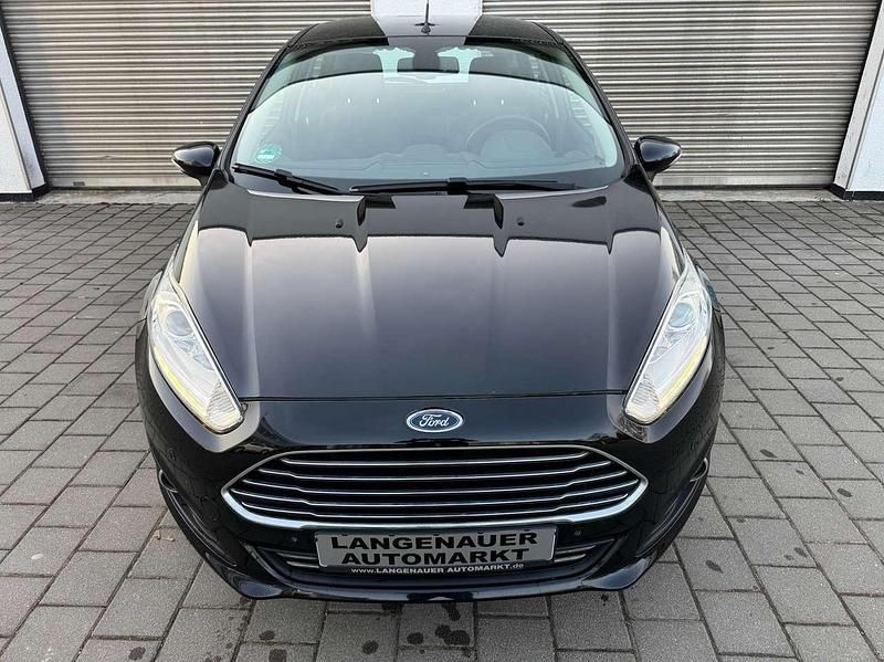 Gebraucht Ford Fiesta Titanium 101 PS (74 kW) 2015 Pantherschwarz metallic Kleinwagen