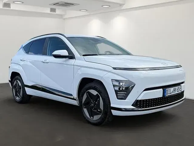 Gebraucht Hyundai Kona Trend 160 kW (218 PS) 2025 Purple (atlas white / sol) SUV