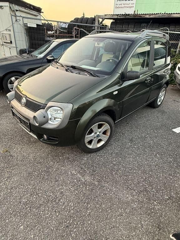 Grün Gebraucht 2006 Fiat Panda 4x4 Cross Kleinwagen | 5.650 € (Superpreis) - Bild 1/4