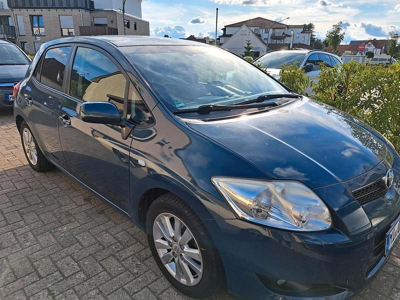 Blau Gebraucht 2007 Toyota Auris Limousine | 2.499 € (Guter Preis) - Bild 1/4