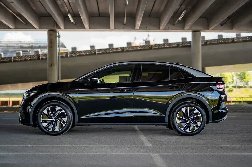 Usado VW ID.5 Pro 210 kW (286 CV) 2025 Negro SUV