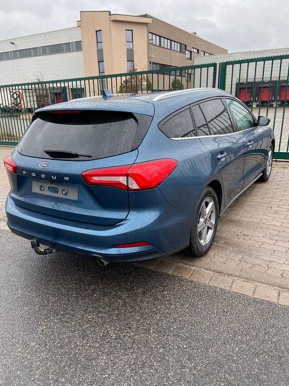 Gebraucht Ford Focus Titanium X 120 PS (88 kW) 2020 Blau Limousine