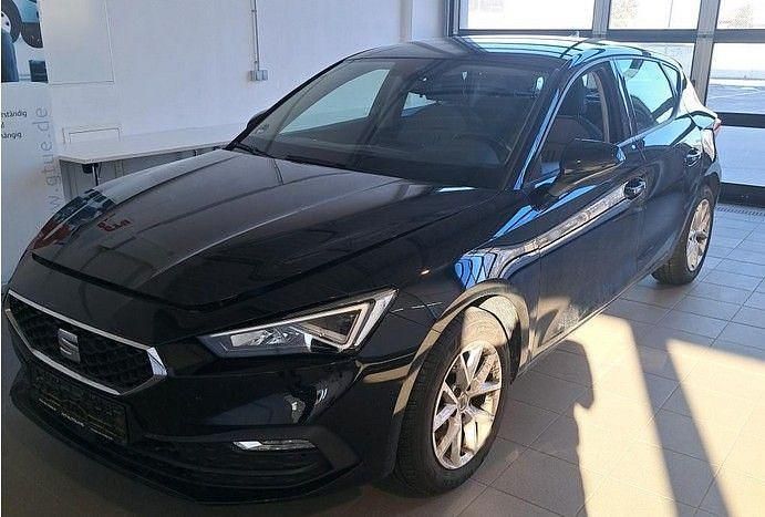 Gebraucht Seat Leon Style 131 PS (96 kW) 2022 Schwarz Limousine