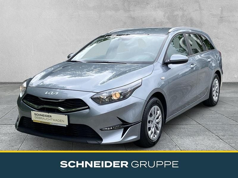 Grau Gebraucht 2022 Kia Ceed Kombi | 15.790 € (Superpreis) - Bild 1/4