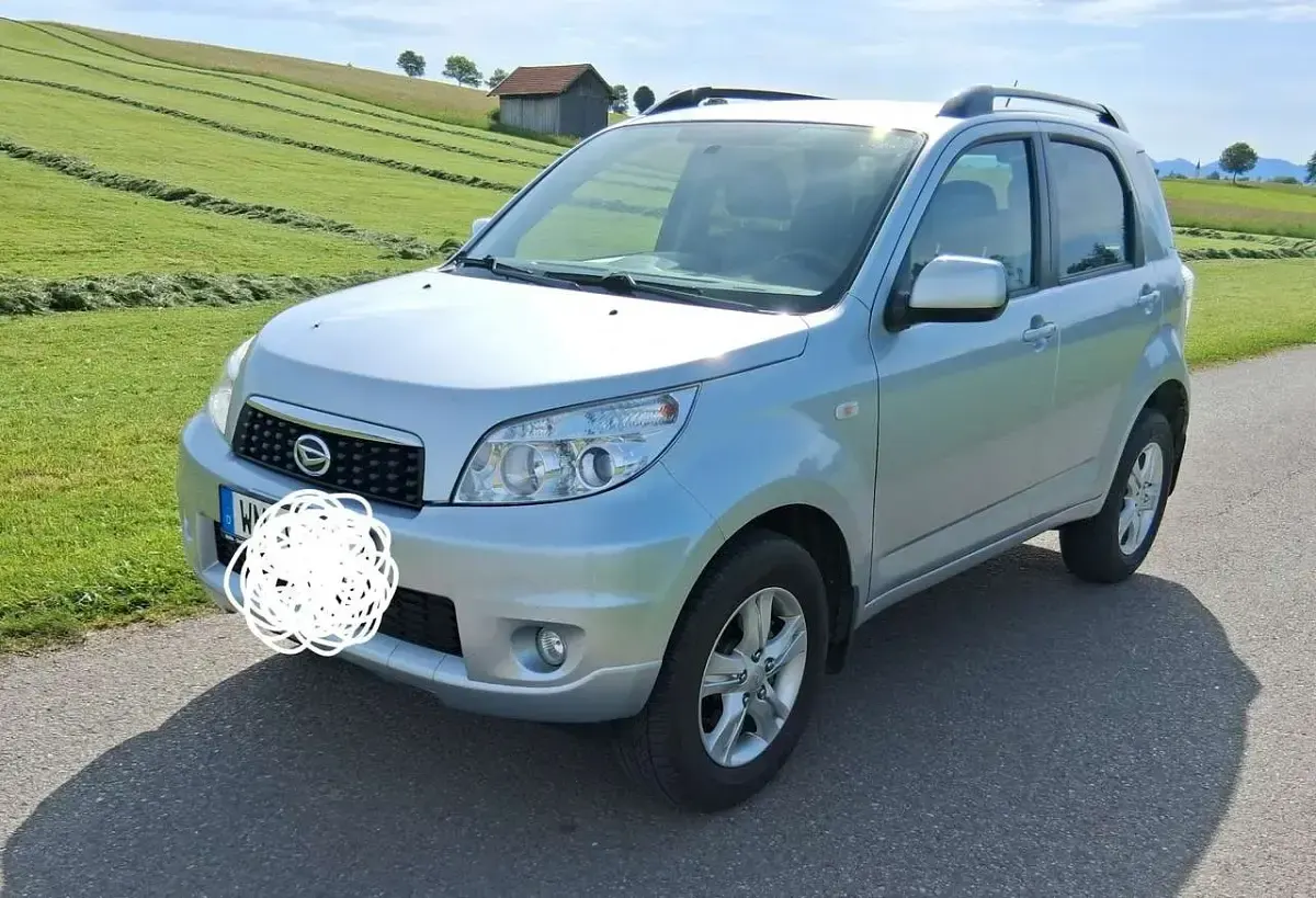 Gebraucht Daihatsu Terios 105 PS (77 kW) 2011 Silber SUV