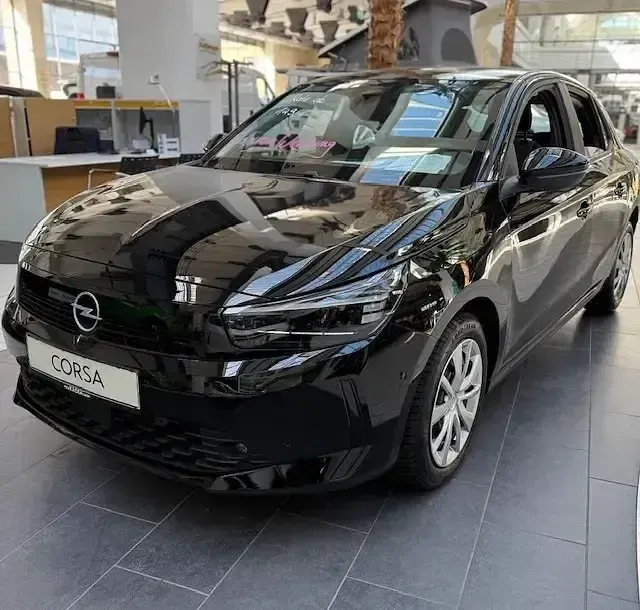 Neu Opel Corsa 101 PS (74 kW) 2025 Lackierung schwarz perla nera/ Kleinwagen