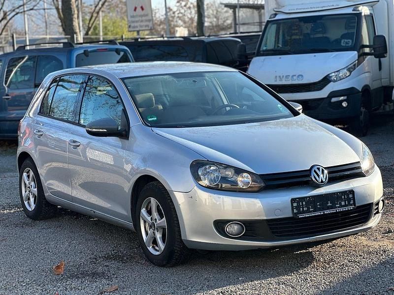 Gebraucht VW Golf VI Trendline 80 PS (58 kW) 2008 Silber Kleinwagen