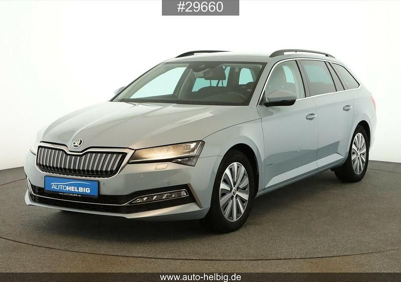 Grau Gebraucht 2021 Skoda Superb Ambition Kombi | 18.990 € (Guter Preis) - Bild 1/4