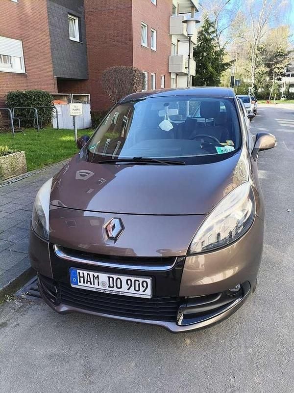 Gebraucht Renault Mégane Dynamique 110 PS (80 kW) 2013 Limousine