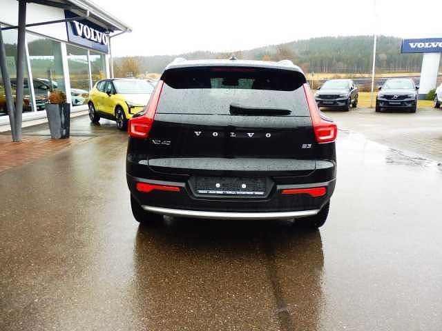 Gebraucht Volvo XC40 120 PS (88 kW) 2025 SUV