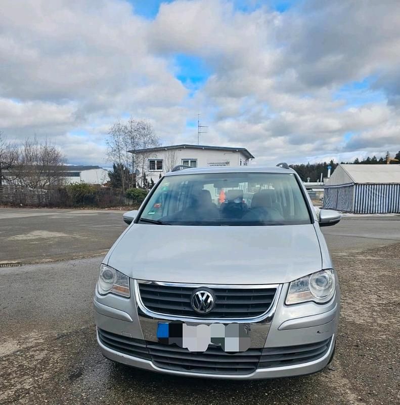 Gebraucht VW Touran 140 PS (102 kW) 2010 Grau Van / Kleinbus