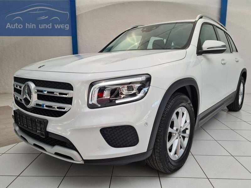 Digitalweiss metalliclack Gebraucht 2021 Mercedes GLB200 Style SUV | 24.900 € (Guter Preis) - Bild 1/4