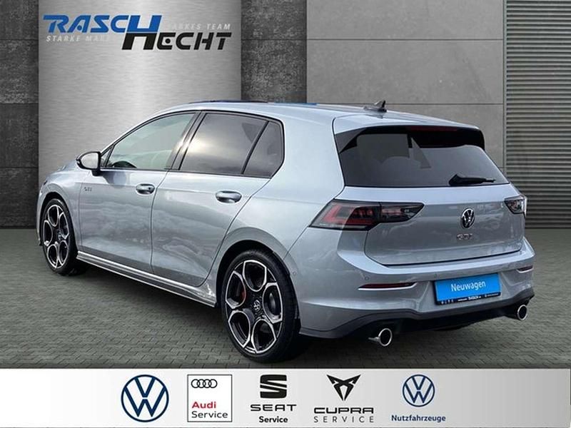 Neu VW Golf Style 265 PS (194 kW) 2026 Oyster silver metallic Limousine