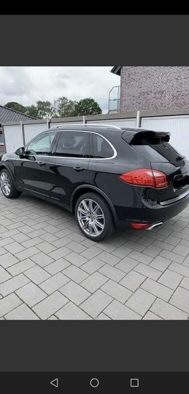 Gebraucht Porsche Cayenne 245 PS (180 kW) 2013 Schwarz SUV